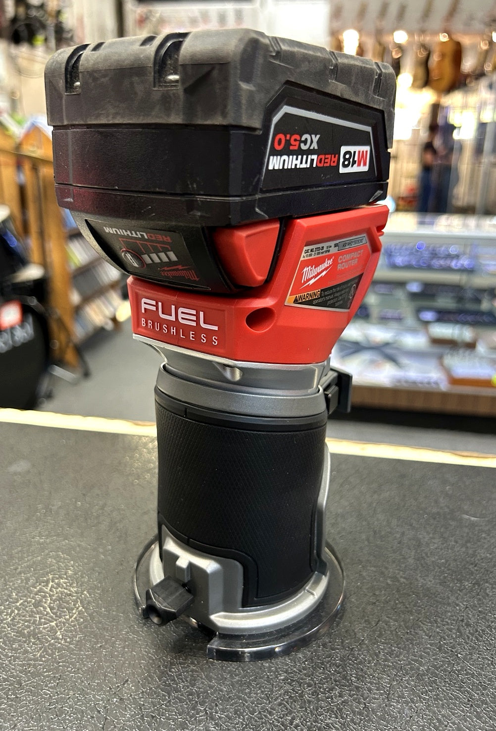 Milwaukee M18 FUEL 2723-20 Compact Router 18V Brushless w/ 6.0Ah Battery Charger