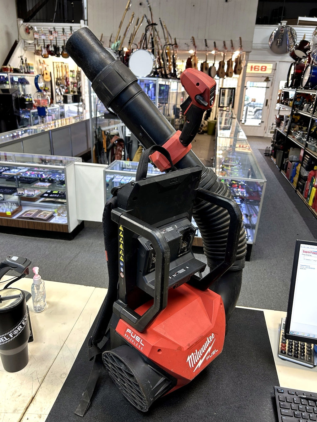 Milwaukee M18 FUEL 3009-20 Dual Battery Backpack Blower 650 CFM 155 MPH