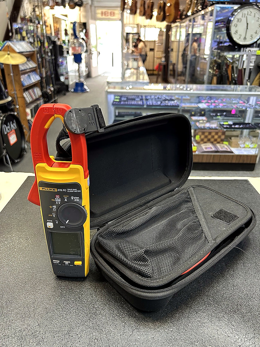 Fluke 378 FC True-RMS AC/DC Clamp Meter with iFlex Flexible Current Probe, Test Leads & Carrying Case