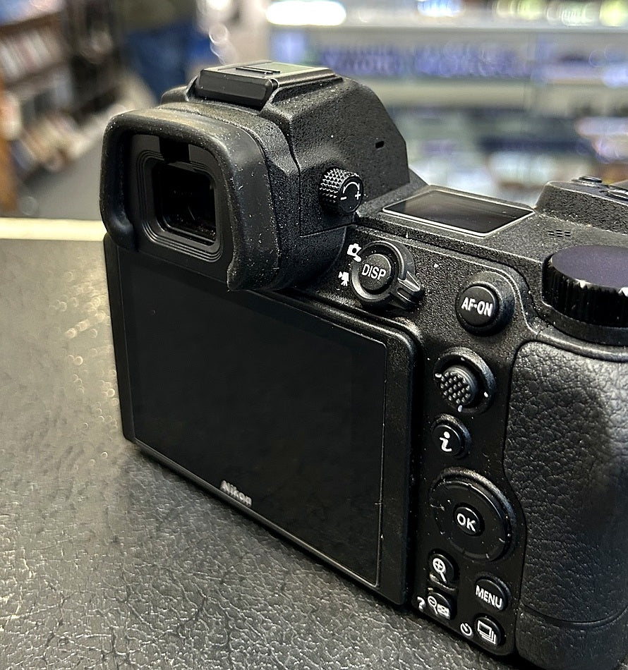 Nikon Z6 II Full Frame Mirrorless Camera + Tamron 28-75mm f/2.8 G2 Lens Kit 545 Shutter Count