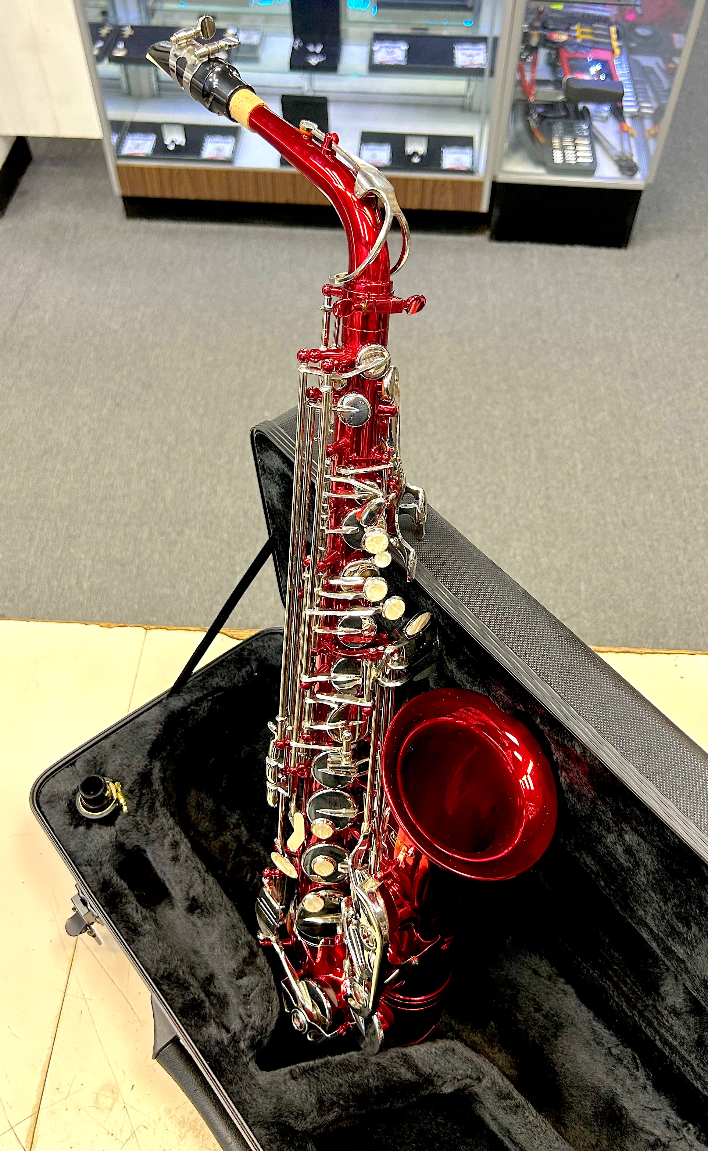 Red Alto Saxophone – New w/ Case, Plush Interior | Student & Intermediate |