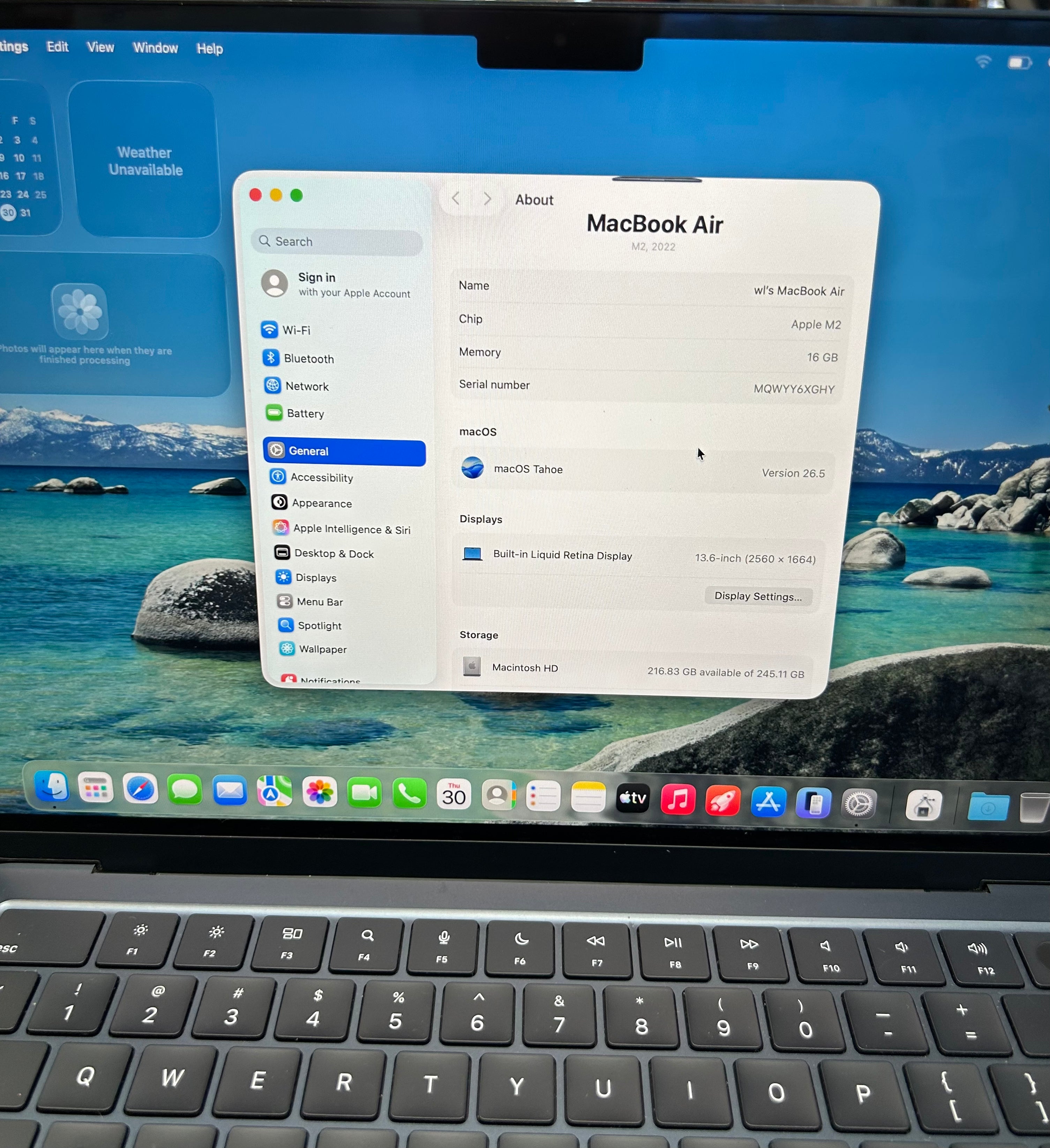 Apple MacBook Air M2 2022 13.6” 16GB 256GB SSD Midnight w/ Charger A2681