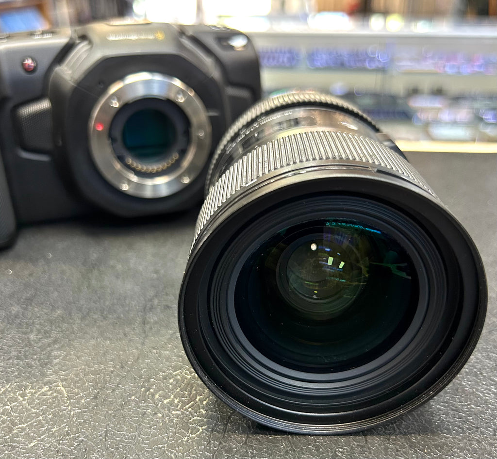 Blackmagic Pocket Cinema Camera 4K BMPCC4K + Sigma 18-35mm f/1.8 Art Nikon F + Metabones NF-BMCC