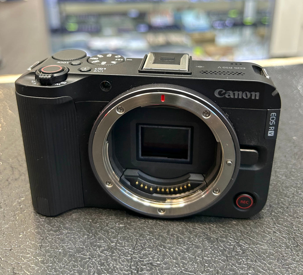 Canon EOS R50 V Mirrorless Camera + RF-S 14-30mm Lens Kit Battery Charger