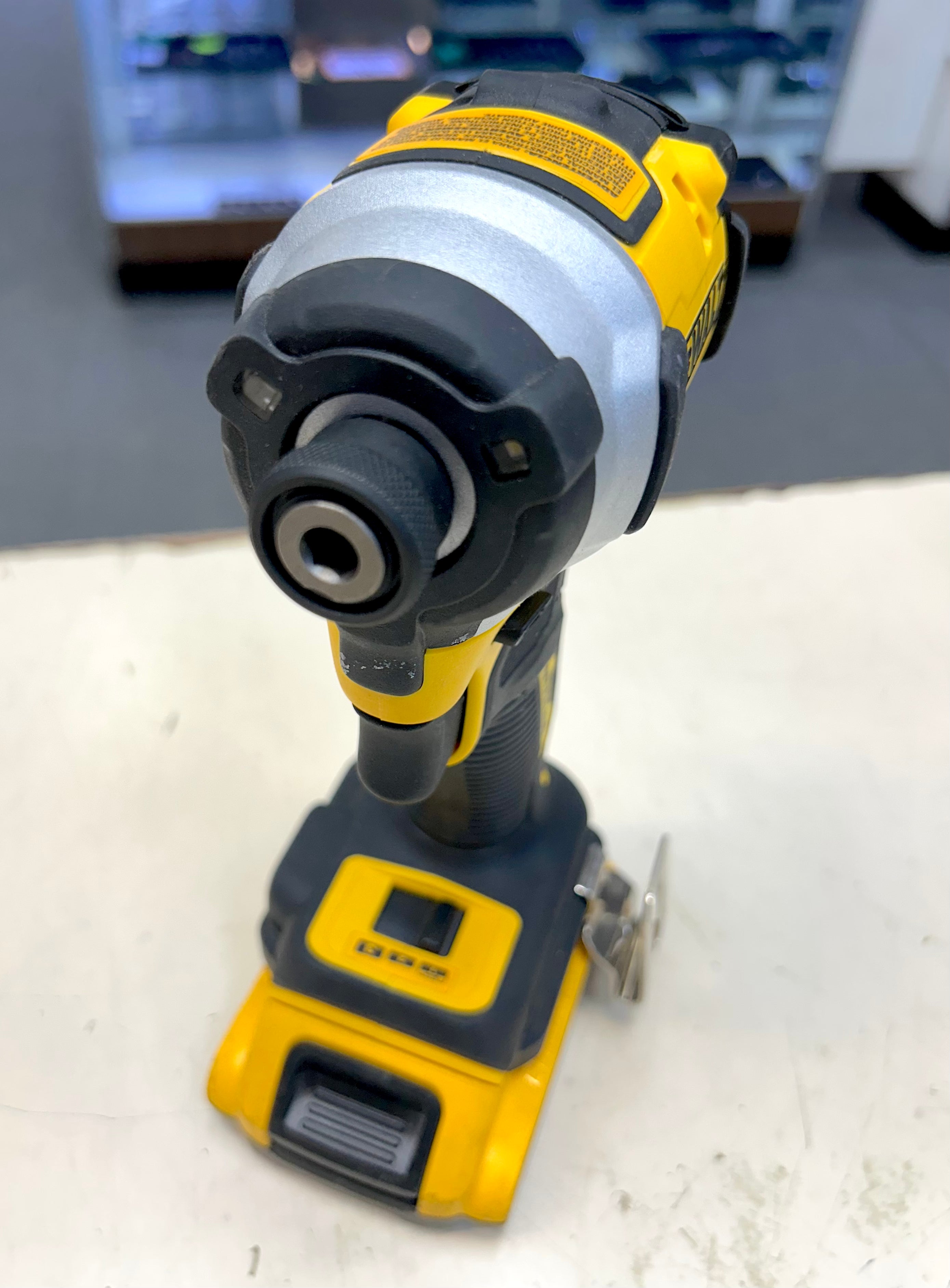 DeWalt DCF850 20V MAX Atomic 1/4” Impact Driver w/ Battery