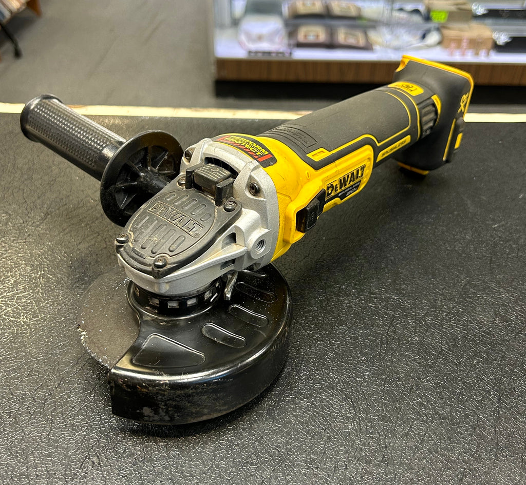 DEWALT DCG405 20V MAX XR Brushless 4-1/2” / 5” Cordless Angle Grinder Tool Only