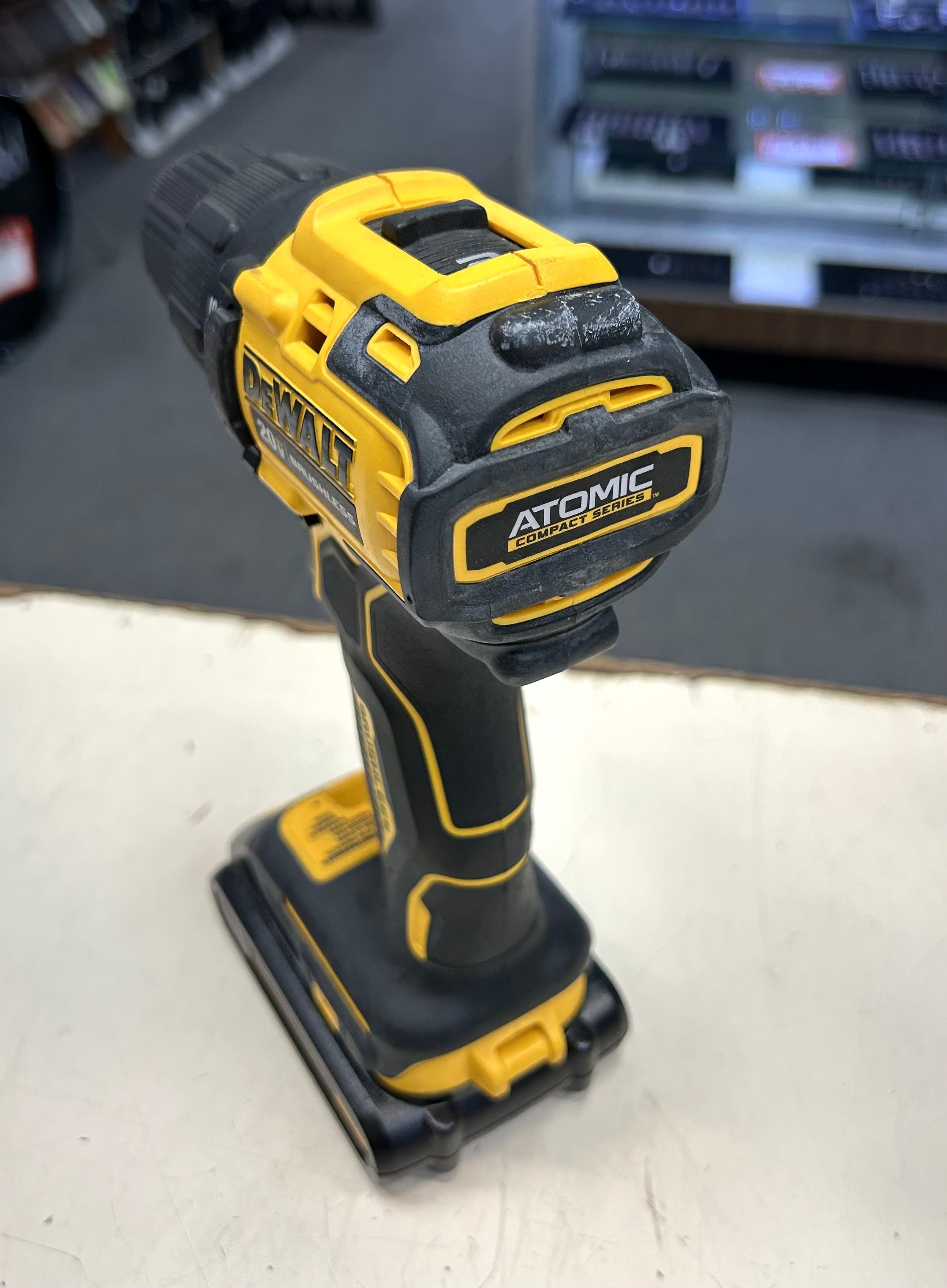 DeWalt 20V MAX Compact Brushless Drill/Driver – Includes Battery