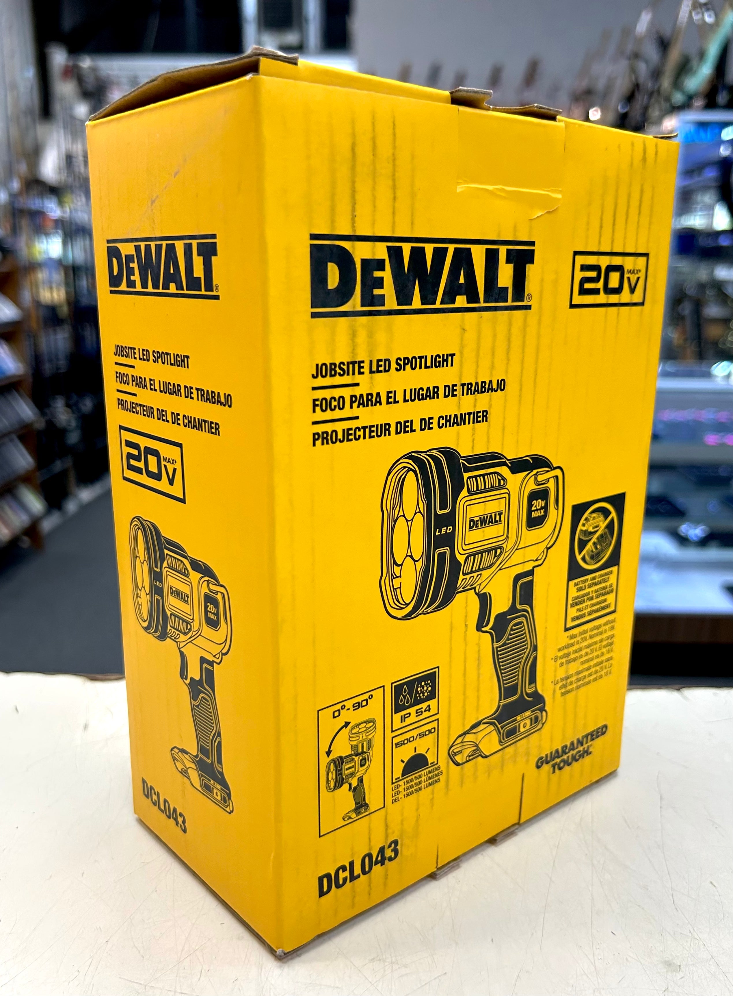 DeWalt 20V MAX LED Jobsite Spotlight Flashlight Tool Only w/ Box – 1000 Lumens