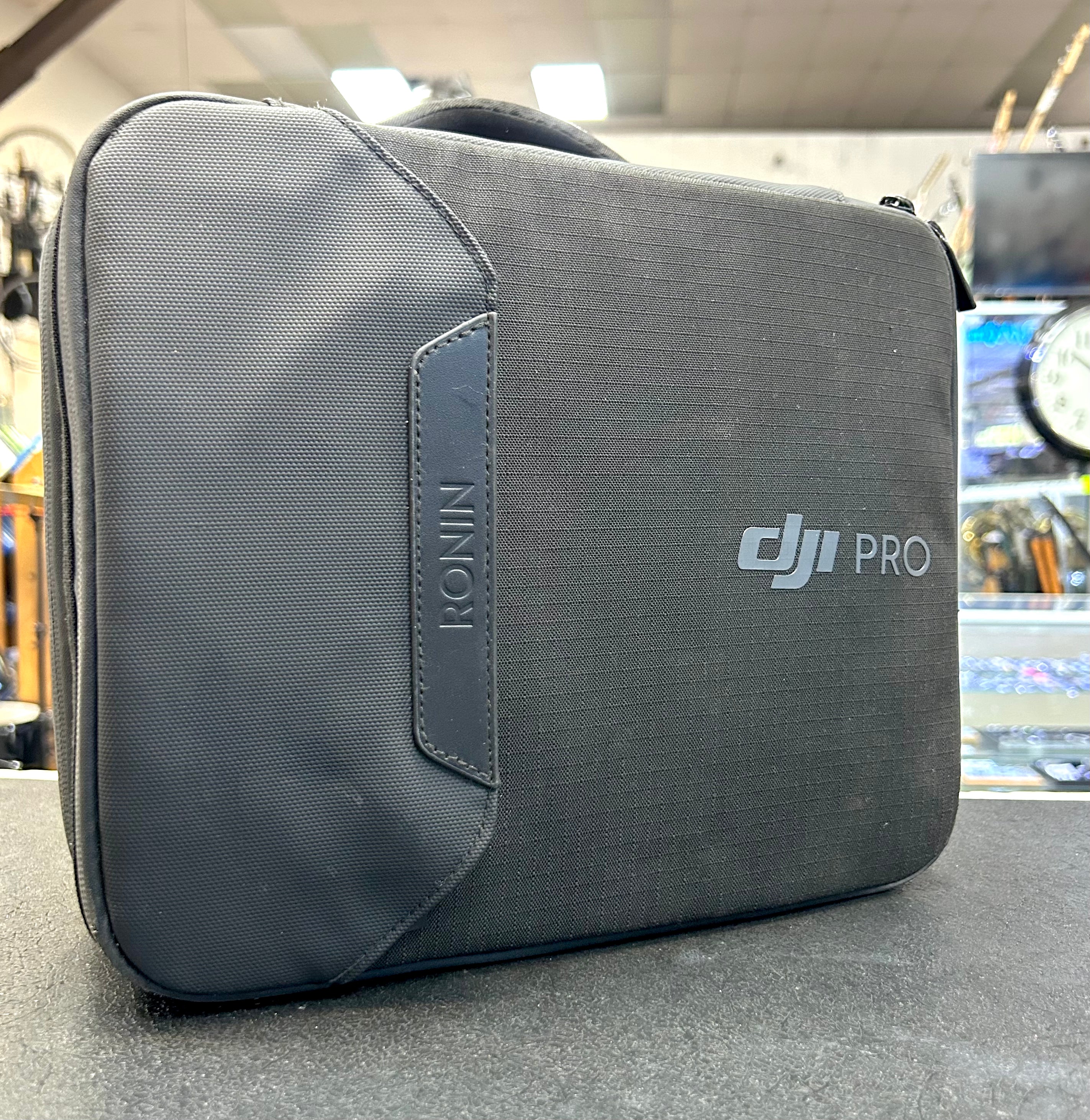DJI RSC 2 Gimbal Stabilizer Pro Combo w/ Focus Motor Carry Case Accessories