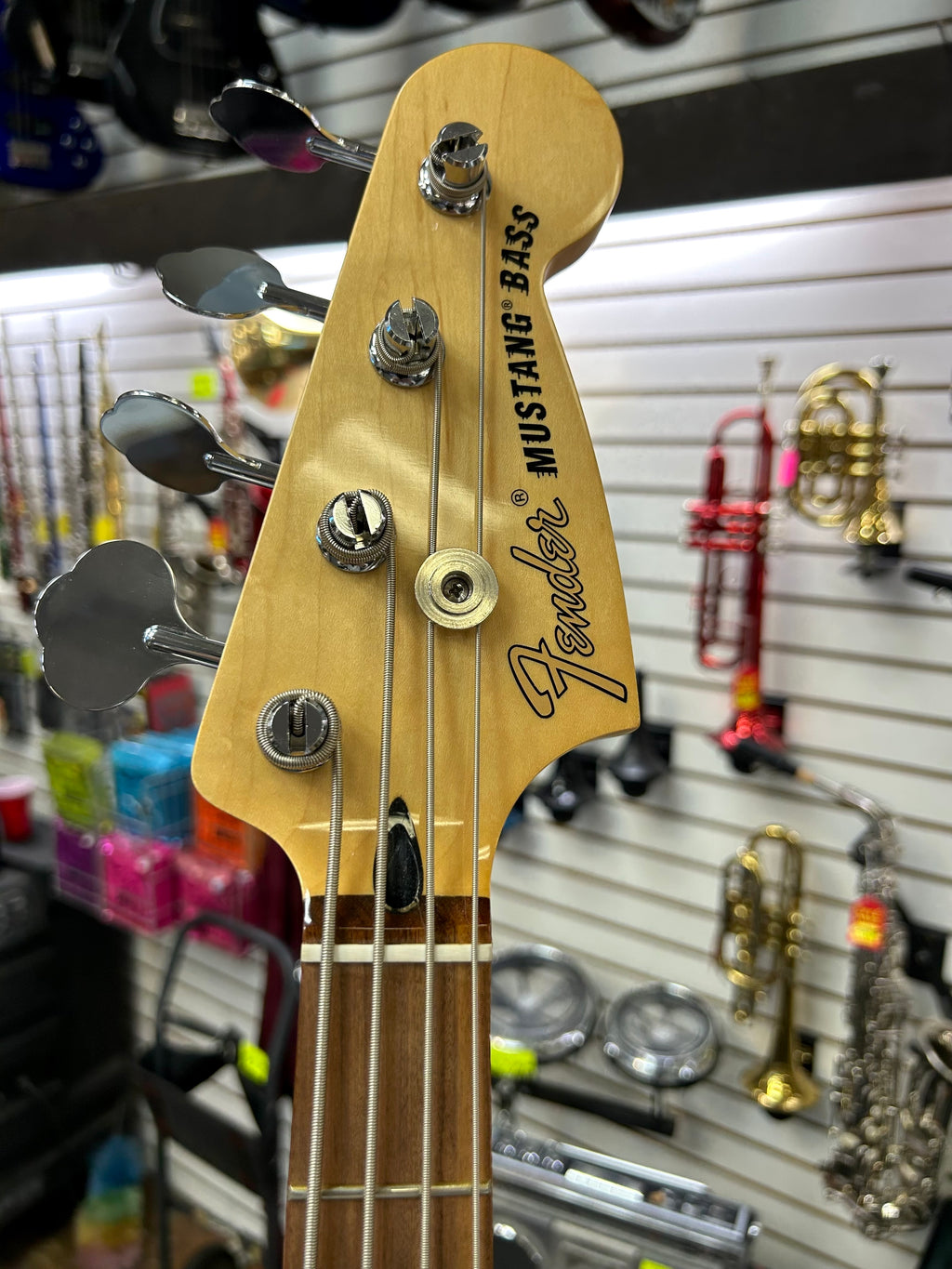 Fender Mustang Bass PJ Seafoam Green – Made in Mexico Short Scale Electric Bass w/ Hard Case