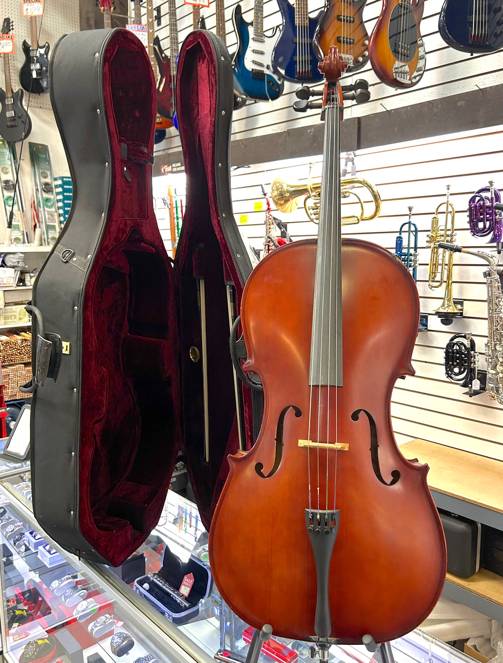 Hans Kroger Full-Size 4/4 Cello with Case