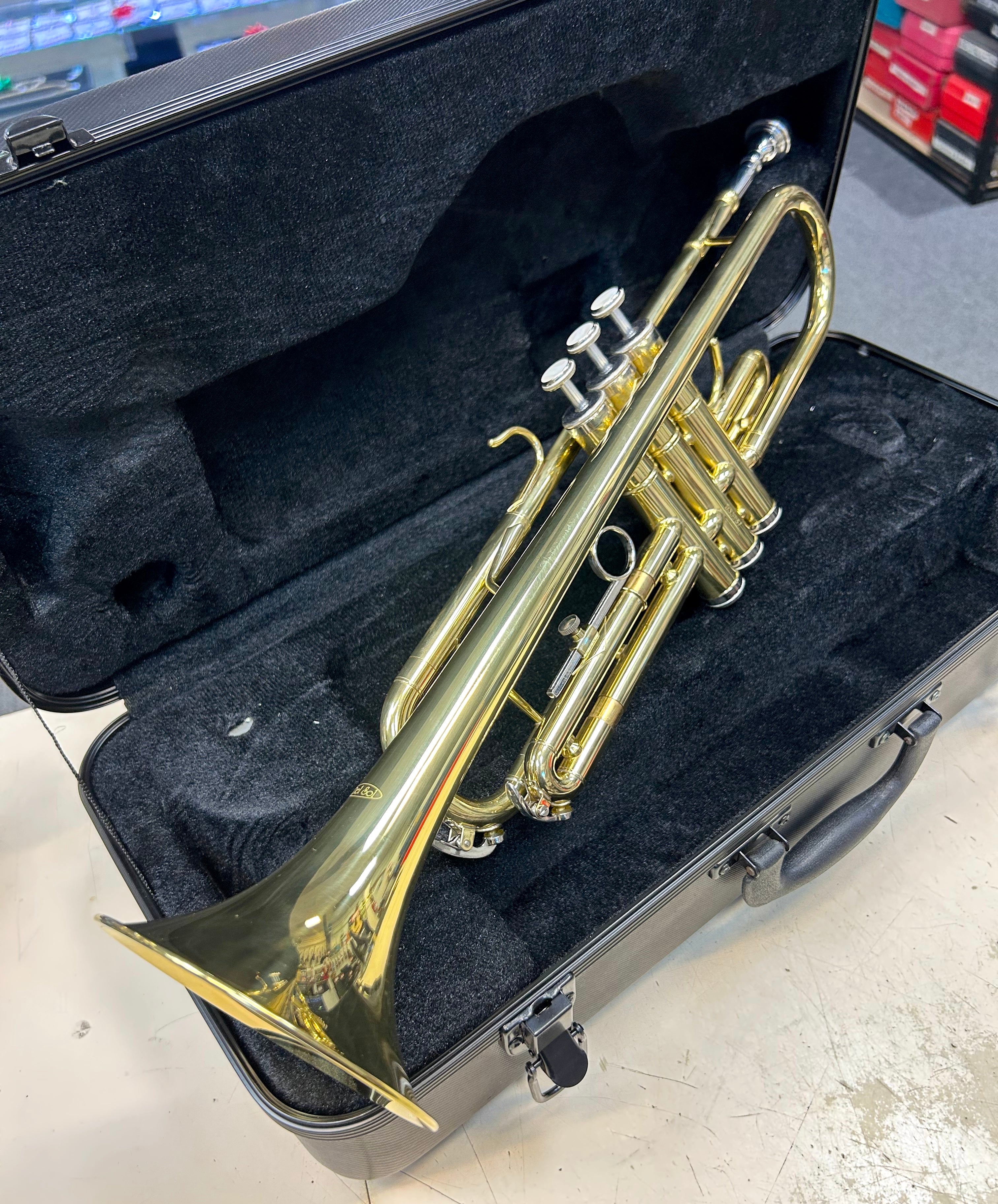 New Gold Lacquer Trumpet with Case – Student Beginner Band Instrument