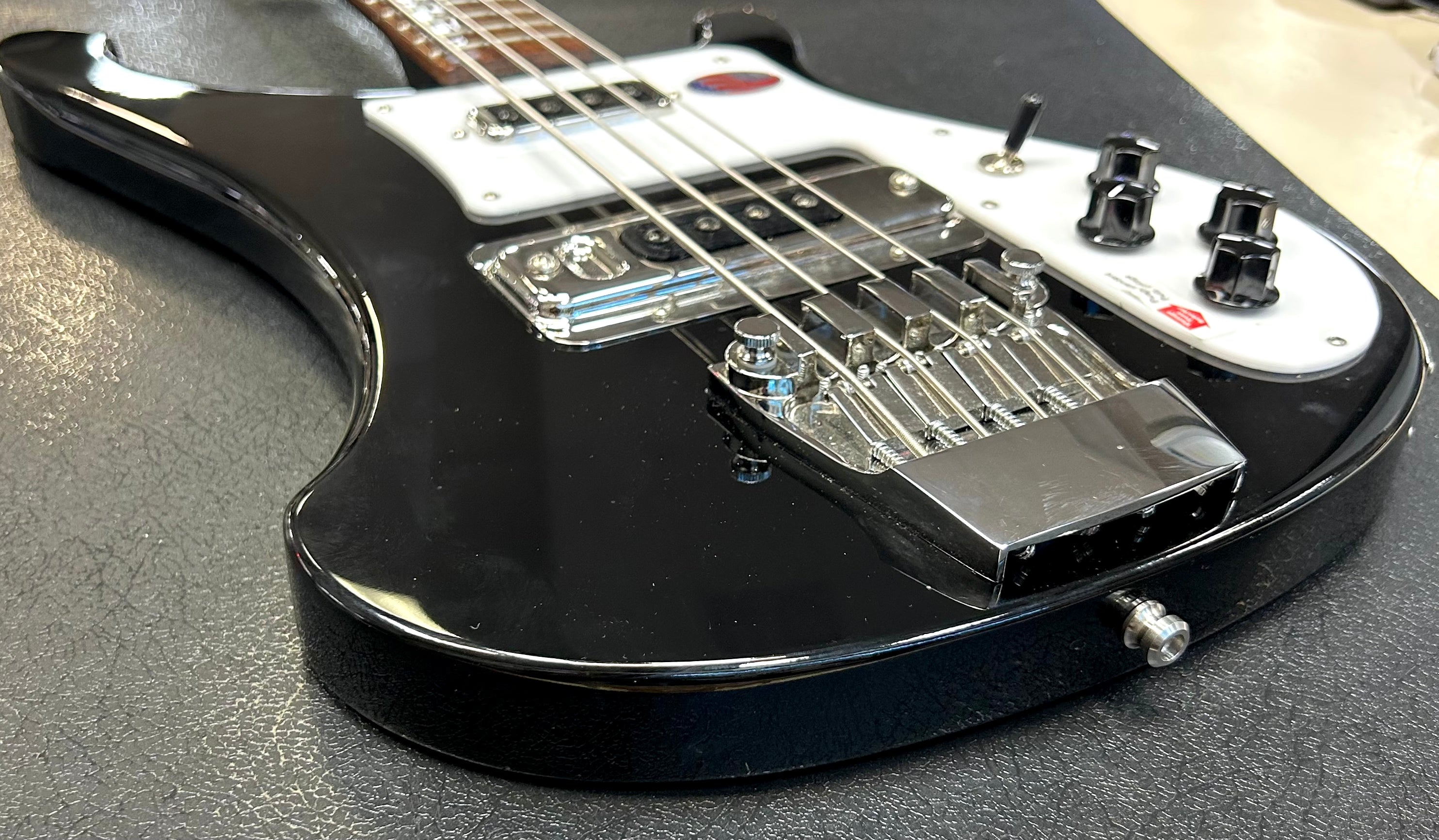 Rickenbacker 4003 Jetglo 4-String Electric Bass Guitar Made in USA w/ Black Hard Shell Case