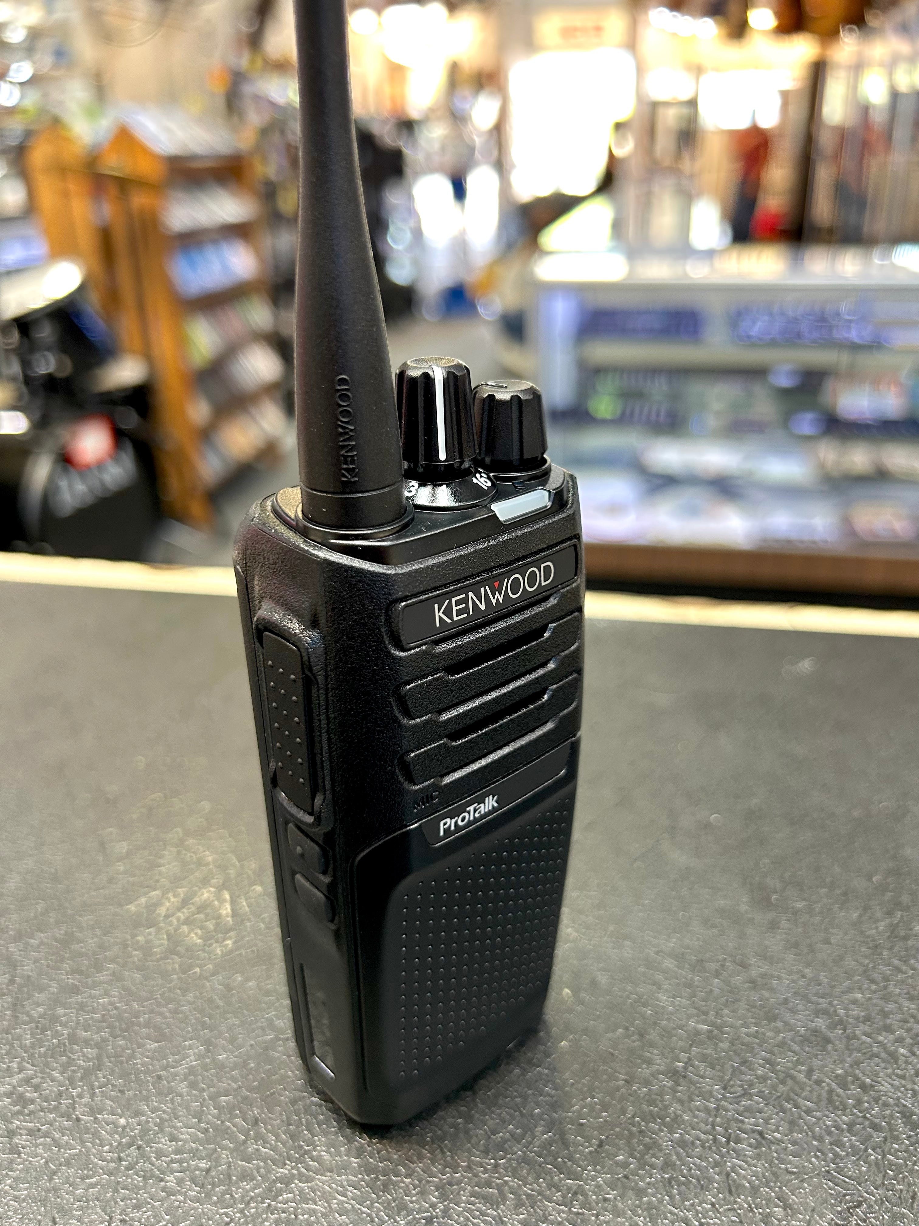 NEW Kenwood ProTalk NX-P1300AUK UHF Business Radio 5W 16 Channel w/ Charger