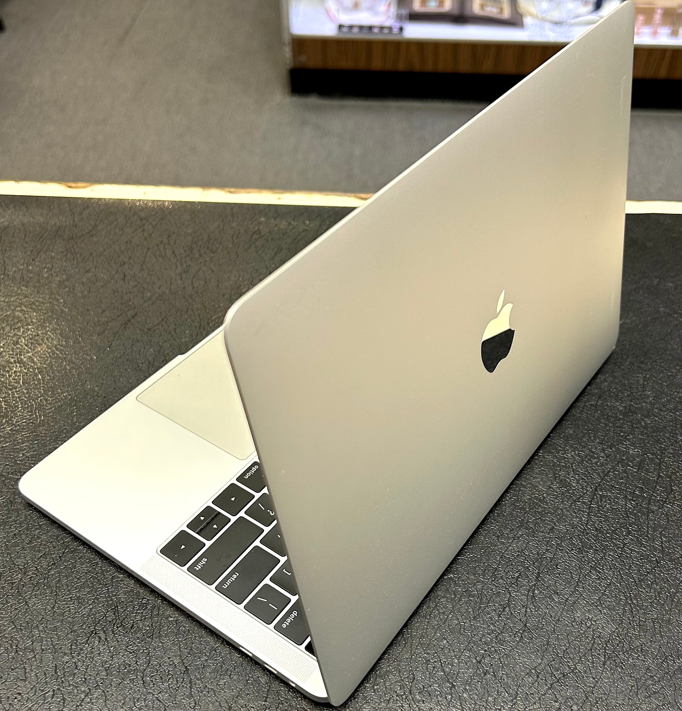 Apple MacBook Pro 13” 2019 Touch Bar Laptop | Intel Core i5 2.4GHz | 8GB RAM | 512GB SSD