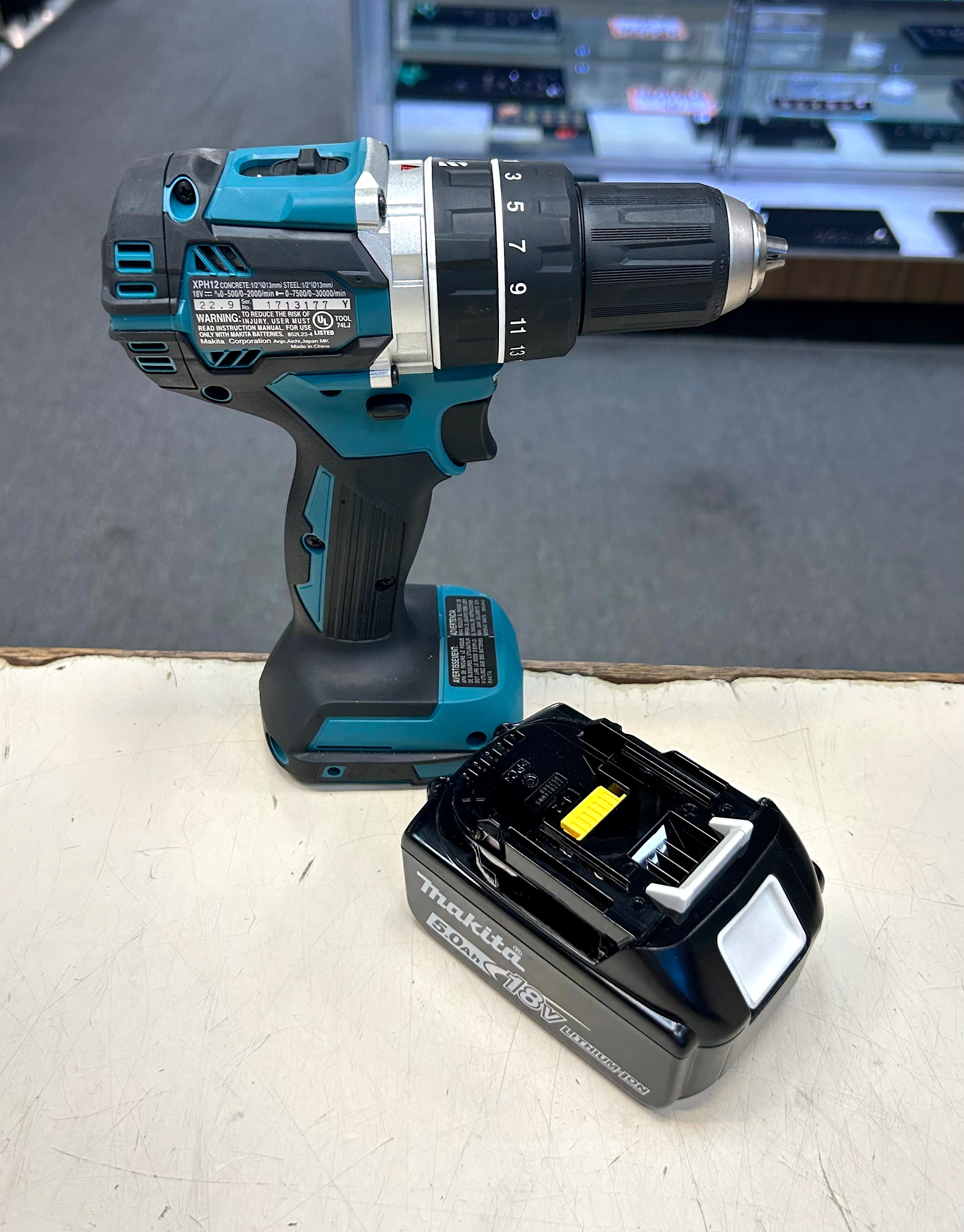 Makita XPH12 18V LXT Brushless Hammer Drill/Driver Kit