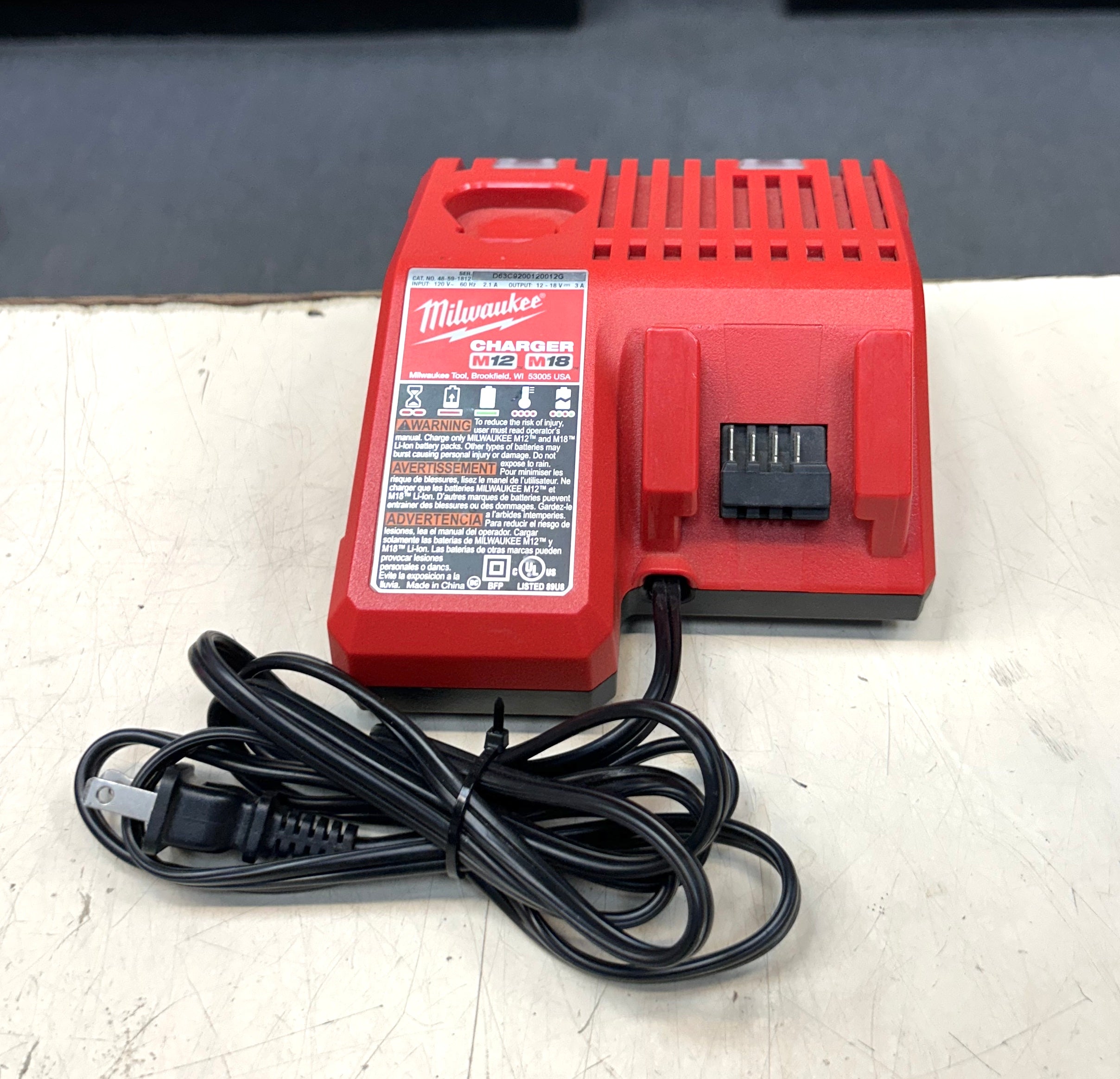Milwaukee M18 1/2” Compact Drill/Driver with Battery & Charger – Tested, Working