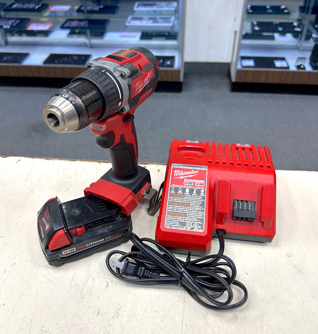 Milwaukee M18 1/2” Compact Drill/Driver with Battery & Charger – Tested, Working