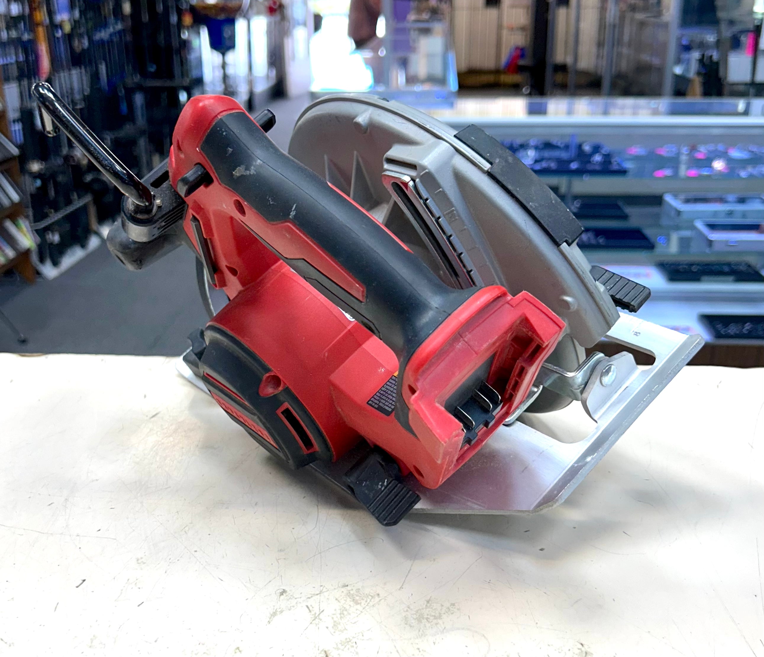 Milwaukee 2631-20 M18 18V 7-1/4” Cordless Circular Saw – Tool Only