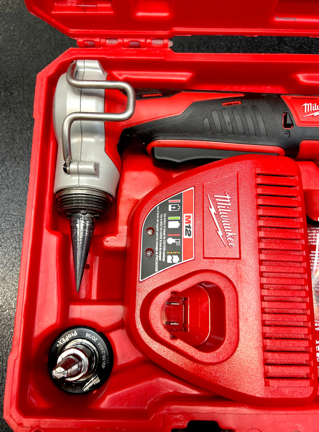 Milwaukee 2432-22 M12 ProPEX Expansion Tool Kit 1/2” 3/4” 1” Heads COMPLETE SET