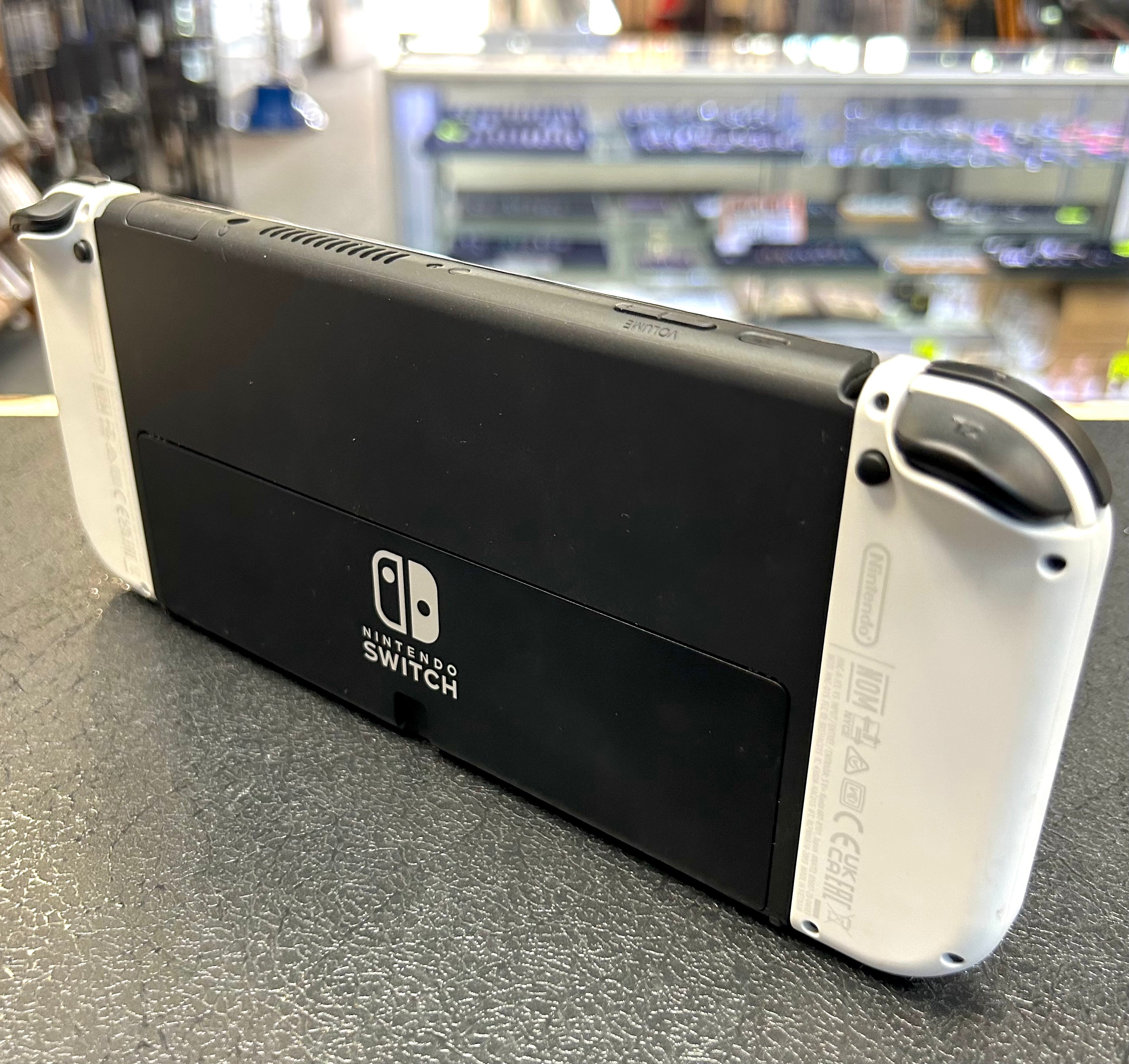 Nintendo Switch OLED 64GB White Console Complete w/ Dock Joy-Cons Case