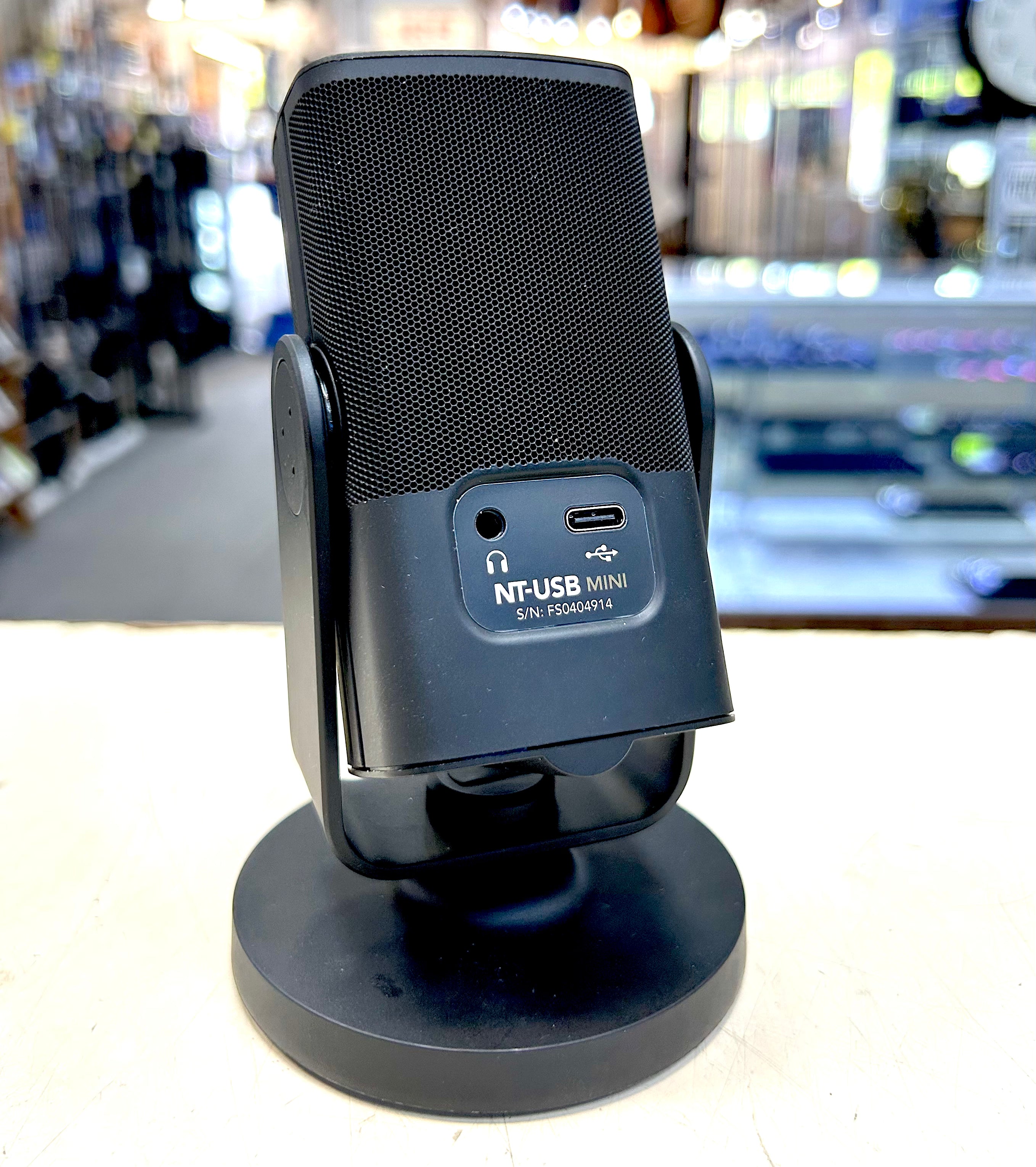 RØDE NT-USB Mini USB Condenser Microphone w/ Stand Studio Quality Podcast Streaming Mic