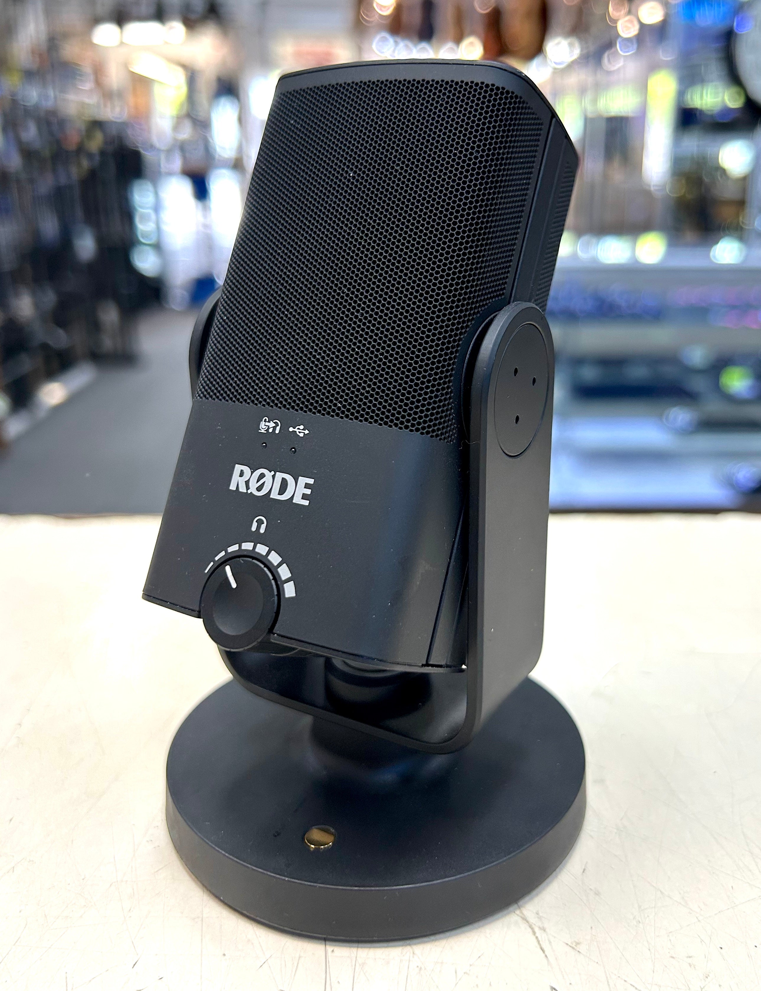 RØDE NT-USB Mini USB Condenser Microphone w/ Stand Studio Quality Podcast Streaming Mic
