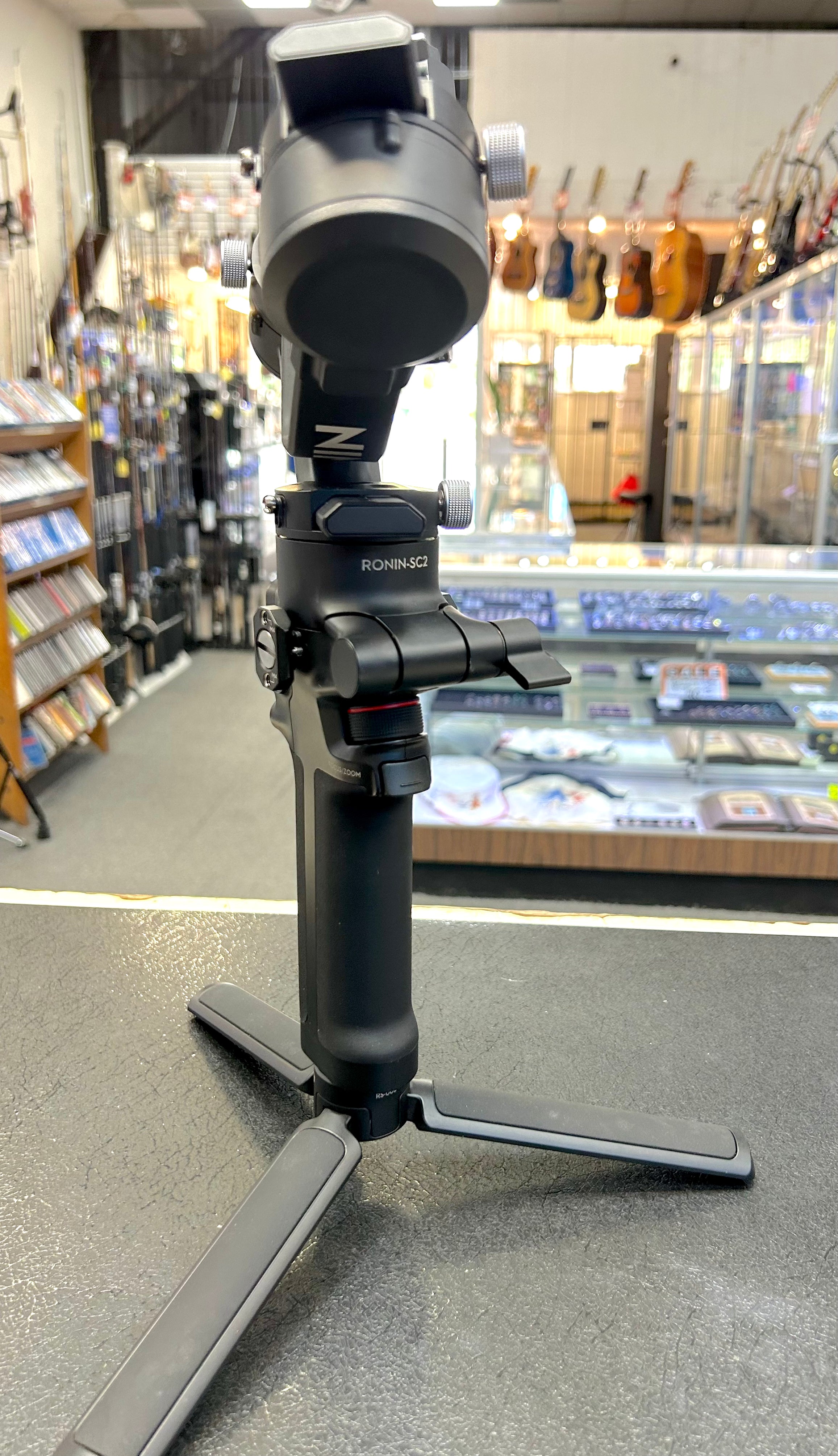 DJI RSC 2 Gimbal Stabilizer Pro Combo w/ Focus Motor Carry Case Accessories