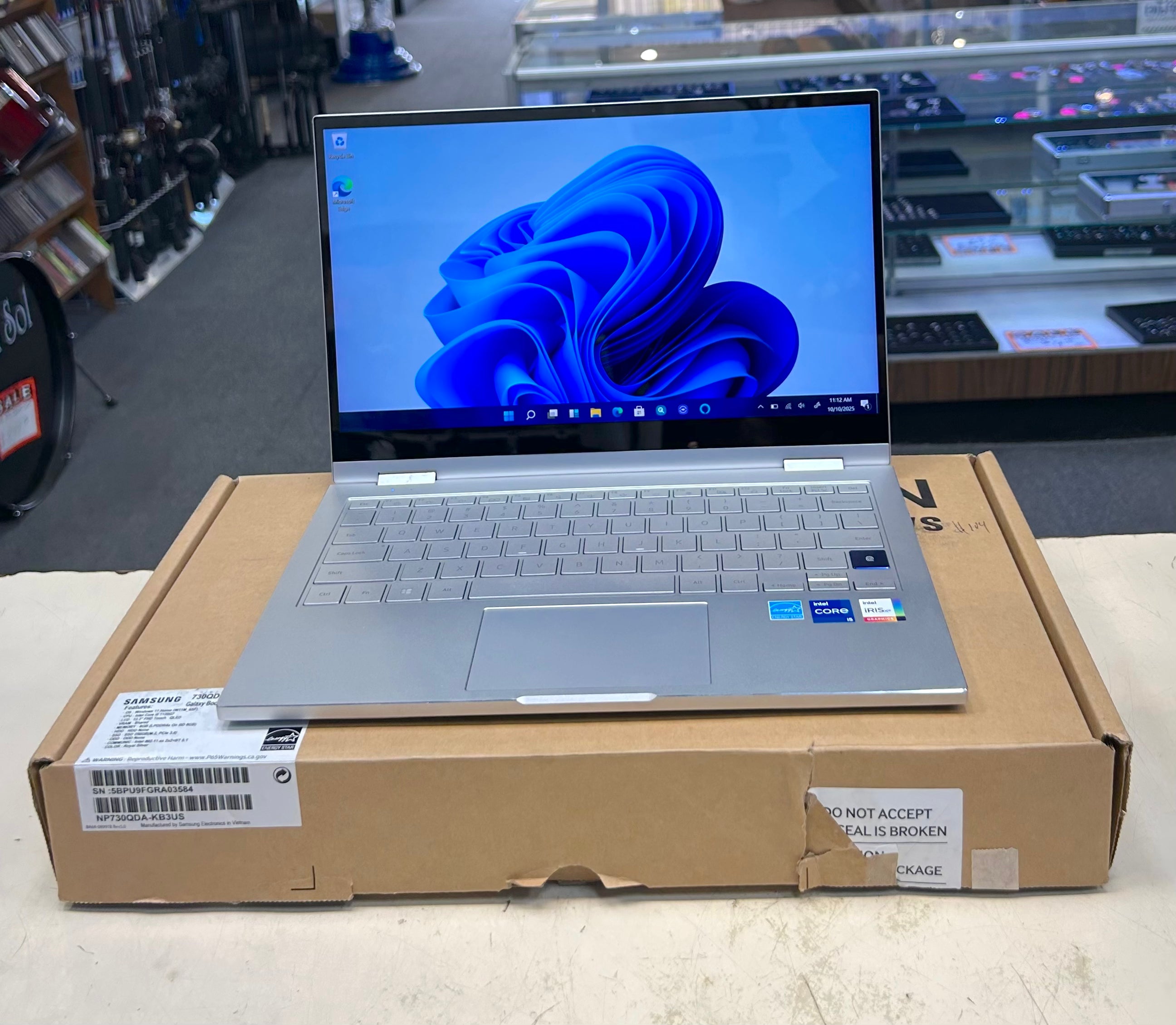 Samsung Galaxy Book Flex2 13.3” QLED Touchscreen Laptop 256GB SSD Royal Silver