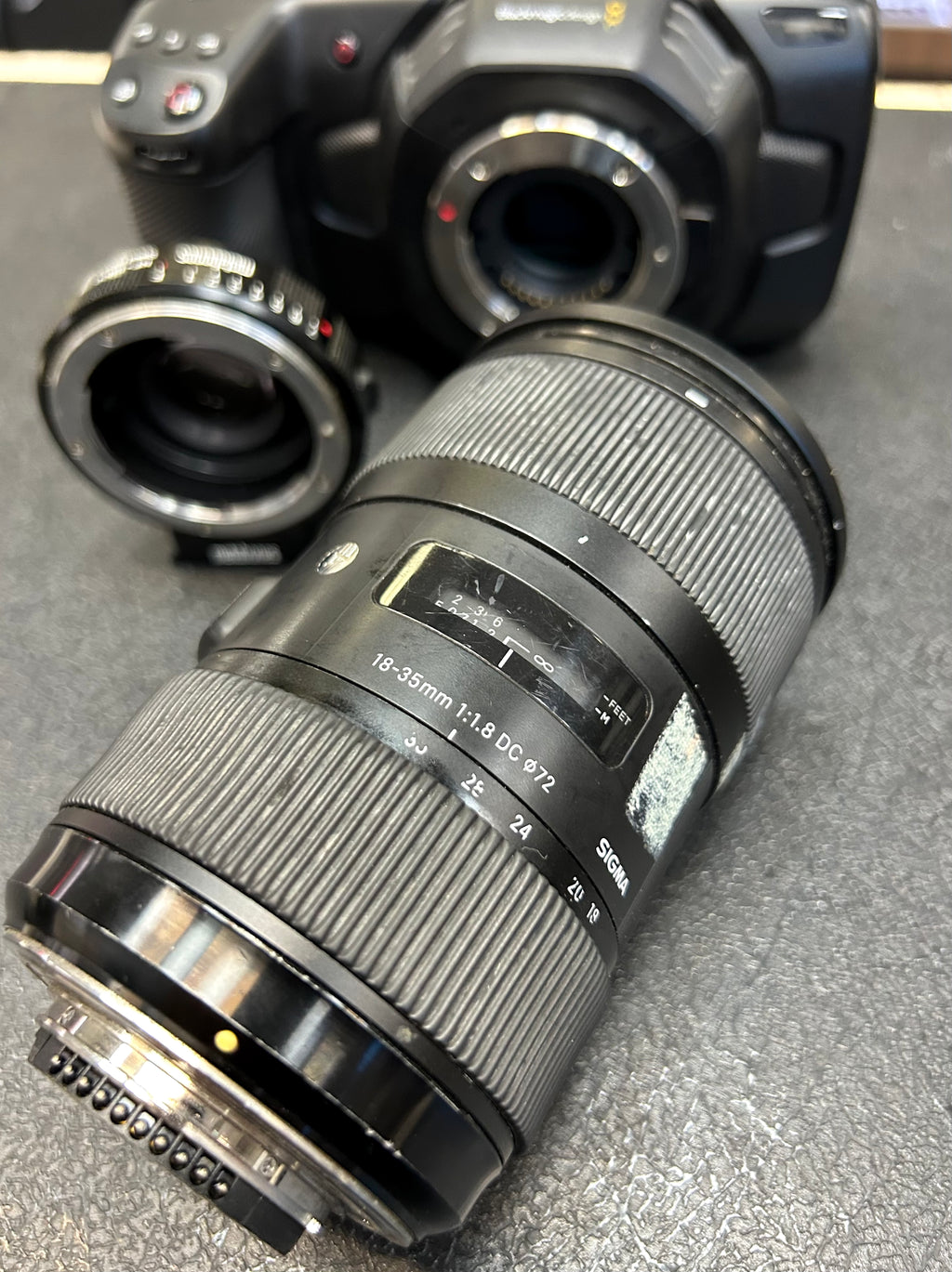 Blackmagic Pocket Cinema Camera 4K BMPCC4K + Sigma 18-35mm f/1.8 Art Nikon F + Metabones NF-BMCC