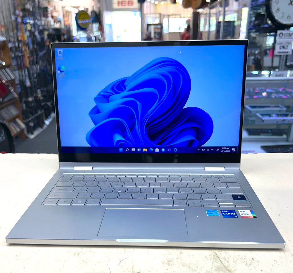 Samsung Galaxy Book Flex2 13.3” QLED Touchscreen Laptop 256GB SSD Royal Silver