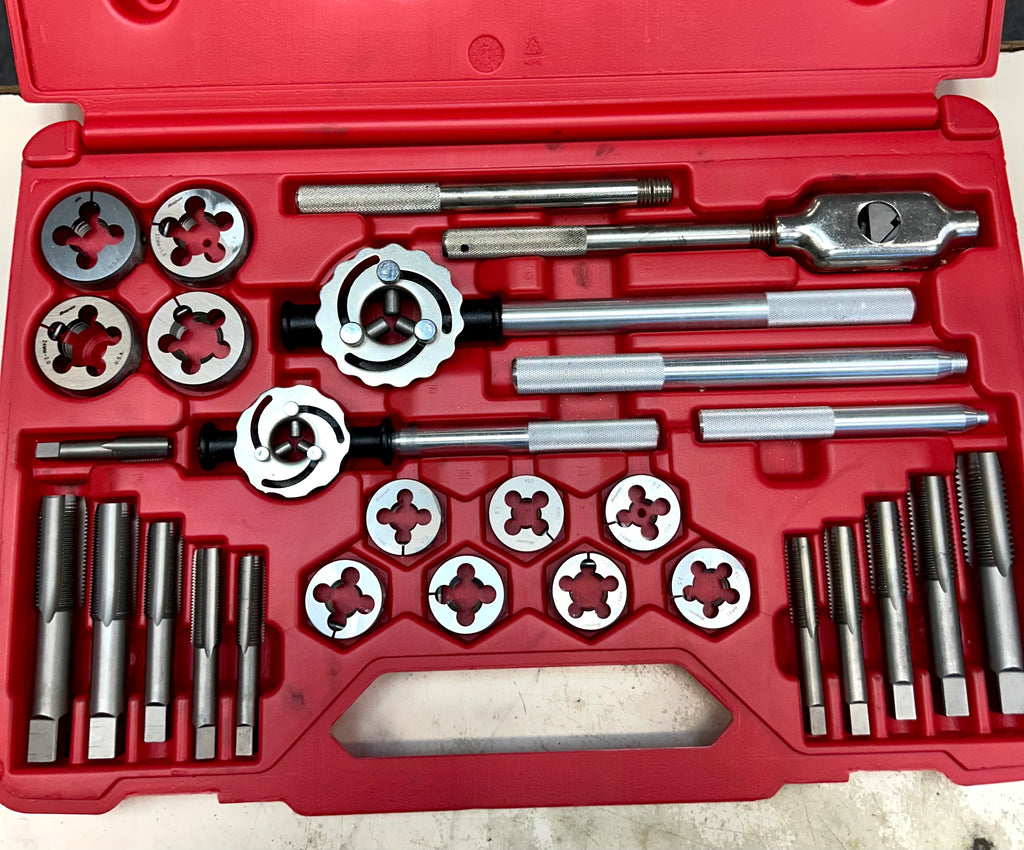 Snap-On Metric Tap & Die Set – Pre-Owned, Complete Set, Great Condition