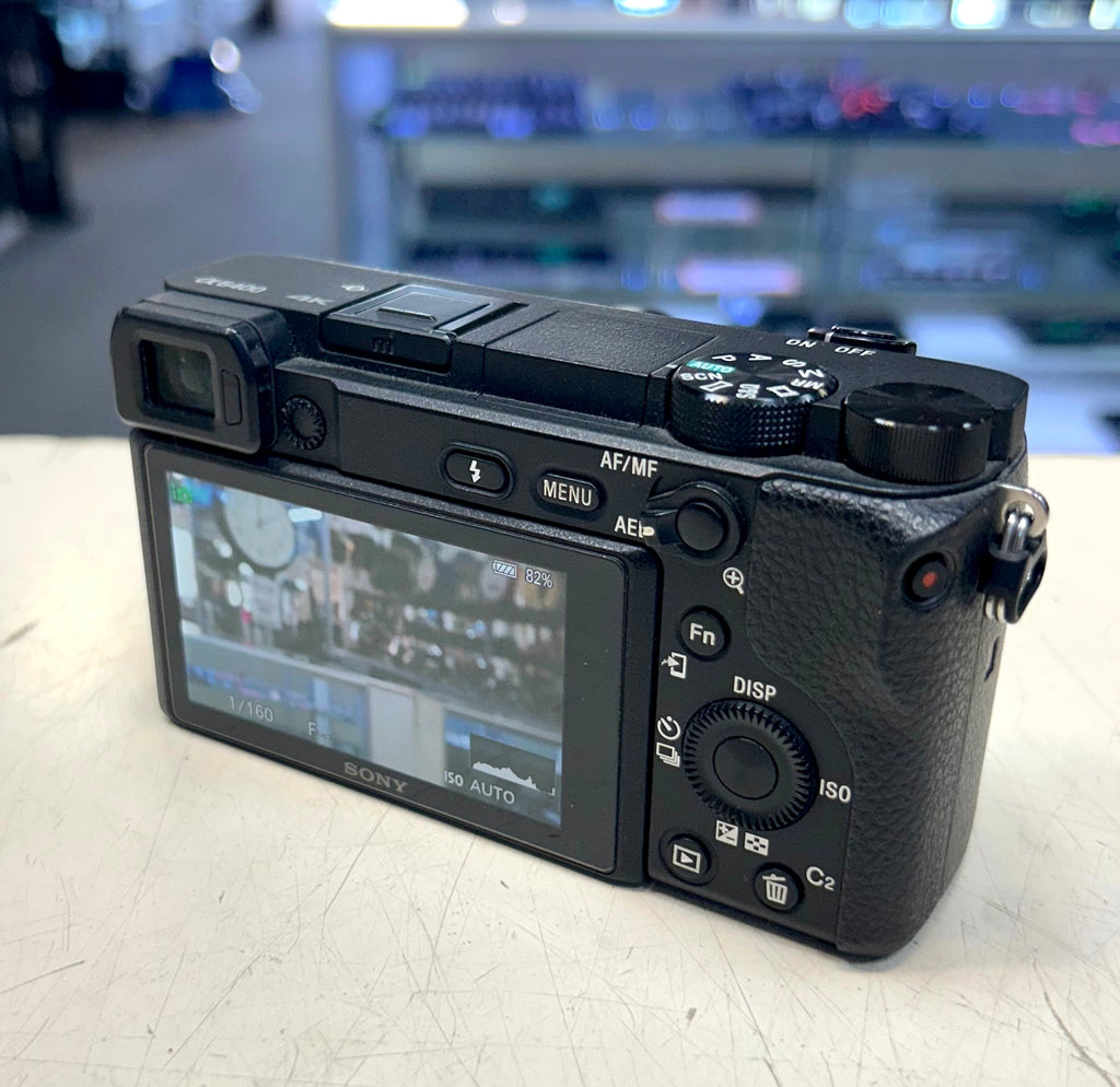Sony Alpha a6400 Mirrorless Digital Camera | 24.2MP APS-C | 4K Video - Lens Included