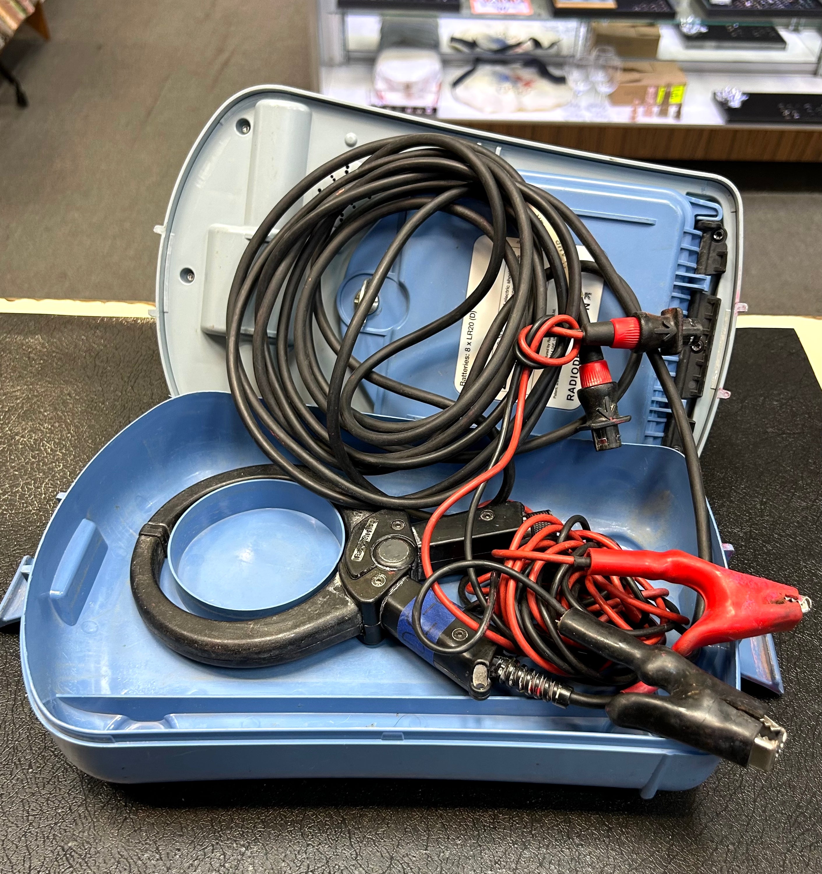 Radiodetection TX-5 Signal Transmitter Locator w/ Clamp & Leads Cable Fault Pipe Utility Locator