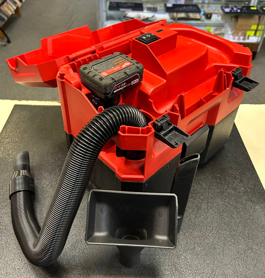 Milwaukee M12 FUEL 1.6 Gallon Wet/Dry Vacuum w/ Battery, Charger & Attachments